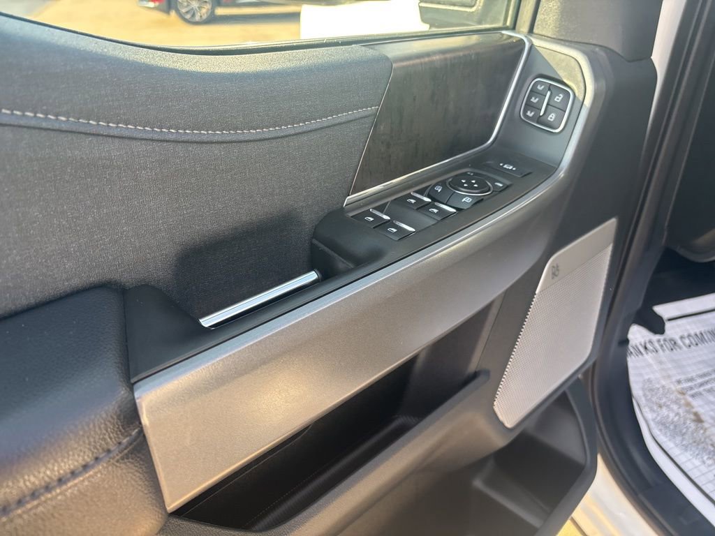 Used 2024 Ford F350 Lariat w/ Chrome Package AWD/4WD image 10