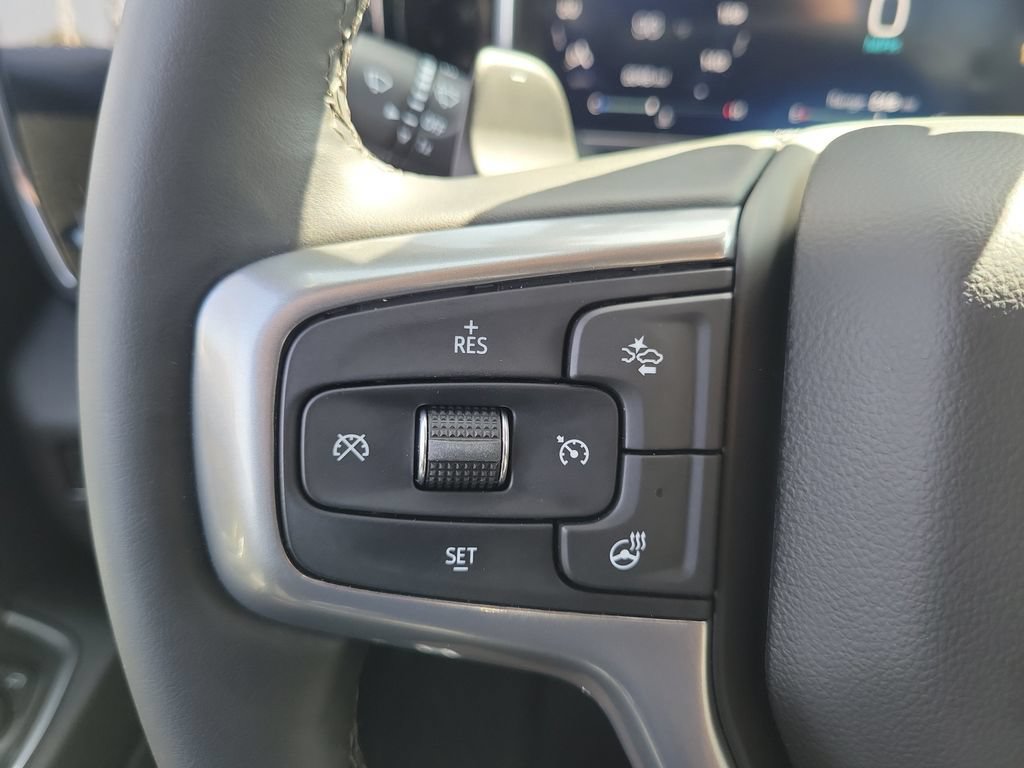Used 2026 Chevrolet Silverado 1500 LT Trail Boss w/ LT Trail Boss Premium Package AWD/4WD image 5