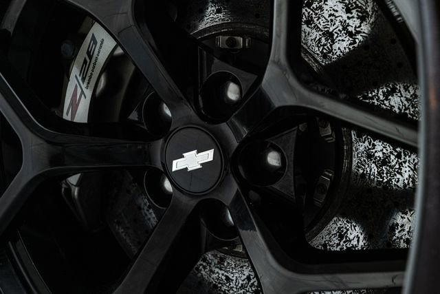 Used 2015 Chevrolet Camaro Z/28 RWD image 6