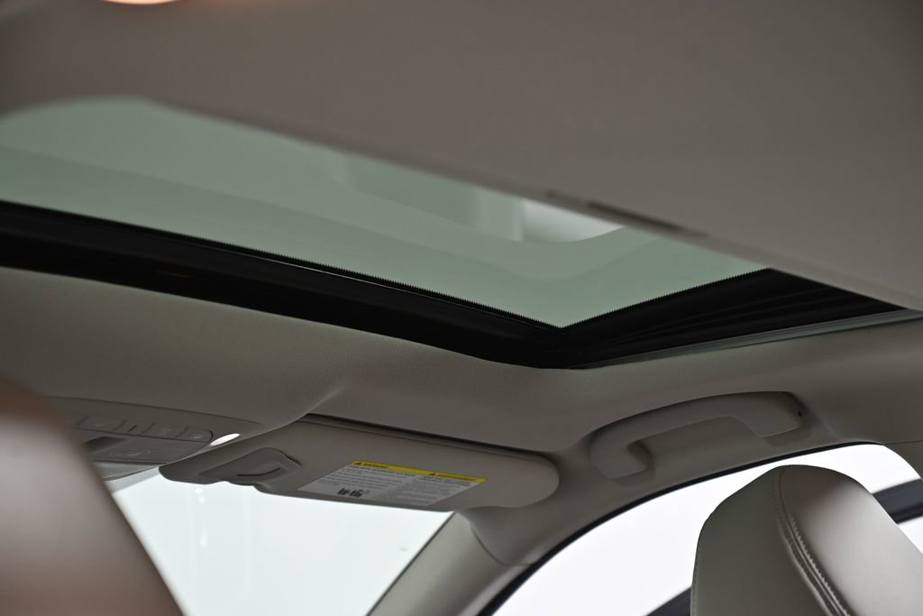 Used 2023 INFINITI Q50 Luxe w/ Cargo Package image 30