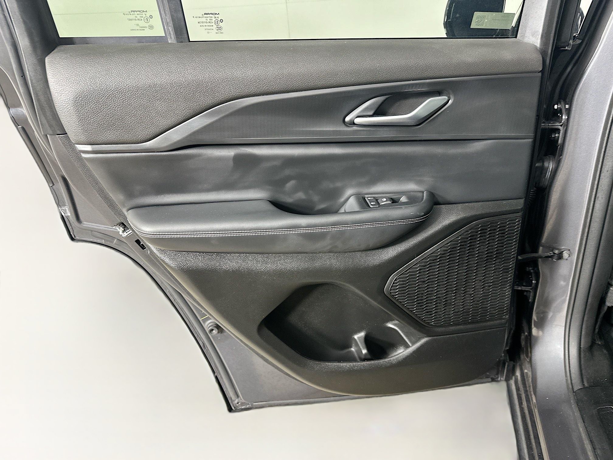 Used 2023 Jeep Grand Cherokee Altitude AWD/4WD image 25