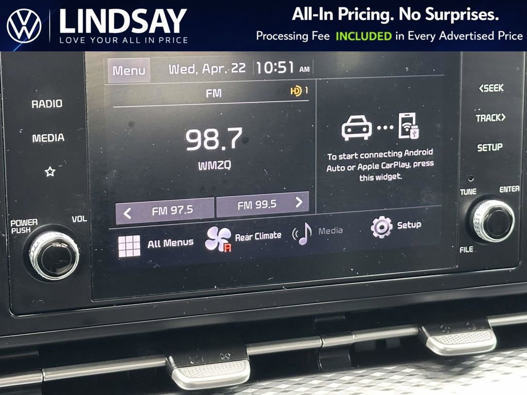 Used 2022 Kia Carnival LX FWD image 18