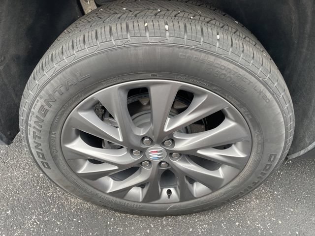 Used 2025 Buick Enclave Preferred FWD image 24