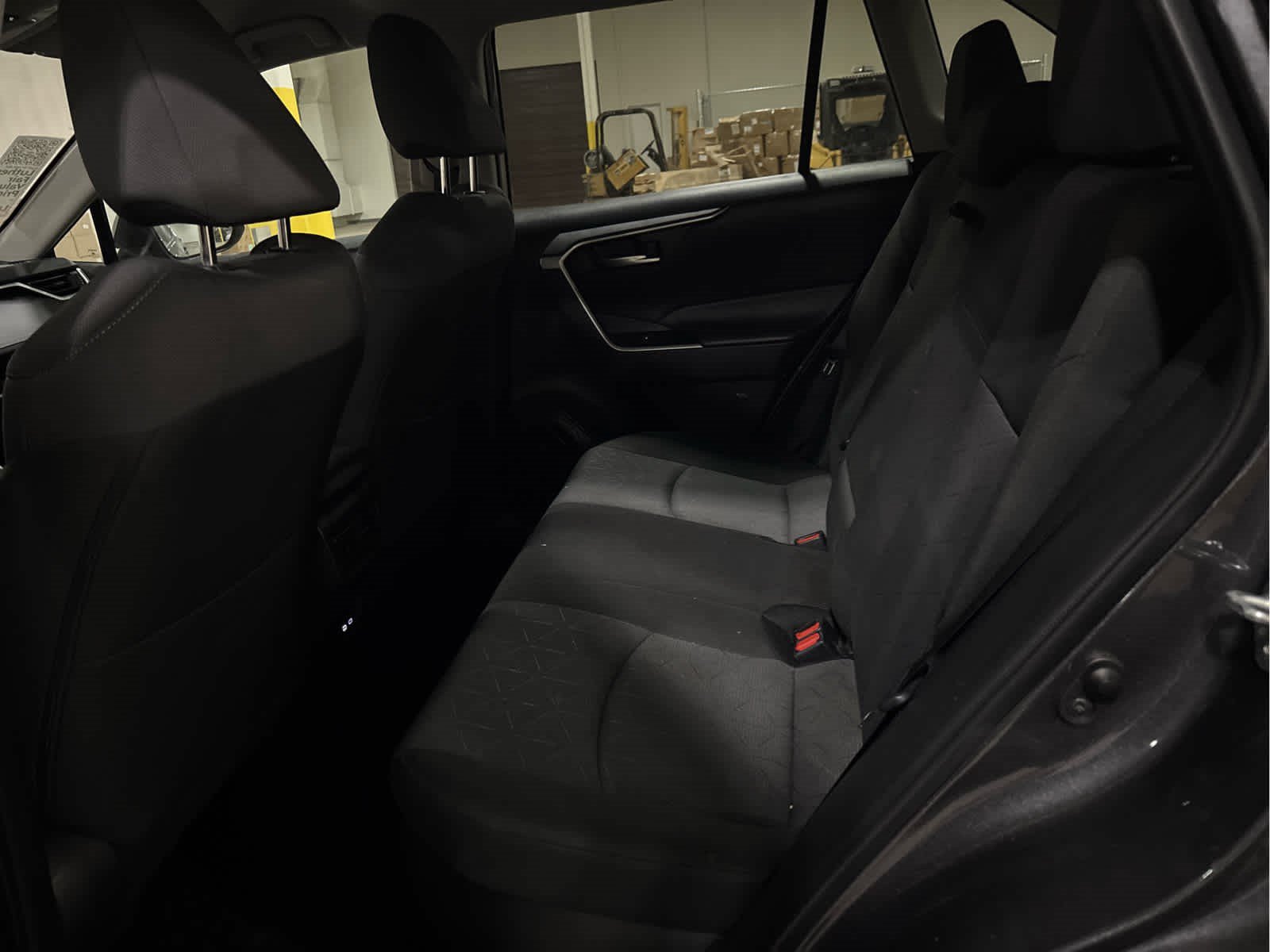 Used 2025 Toyota RAV4 XLE AWD/4WD image 8