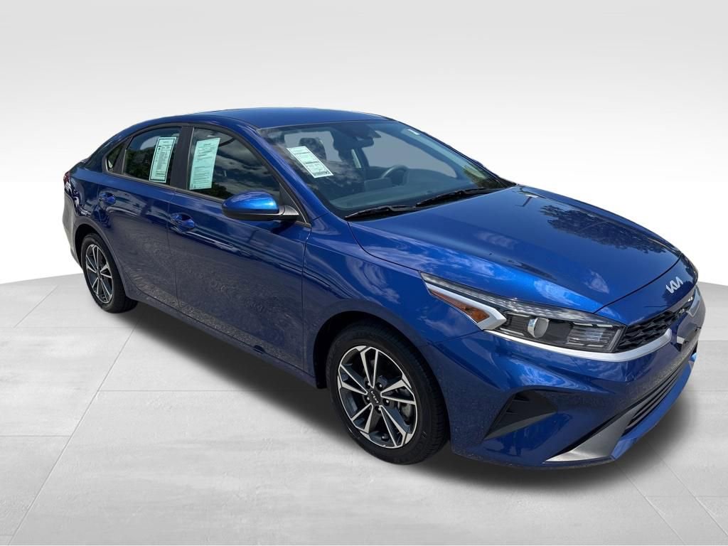 Used 2023 Kia Forte LXS FWD image 31