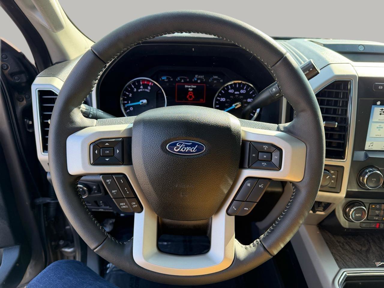 Used 2019 Ford F350 Lariat w/ Lariat Ultimate Package image 31