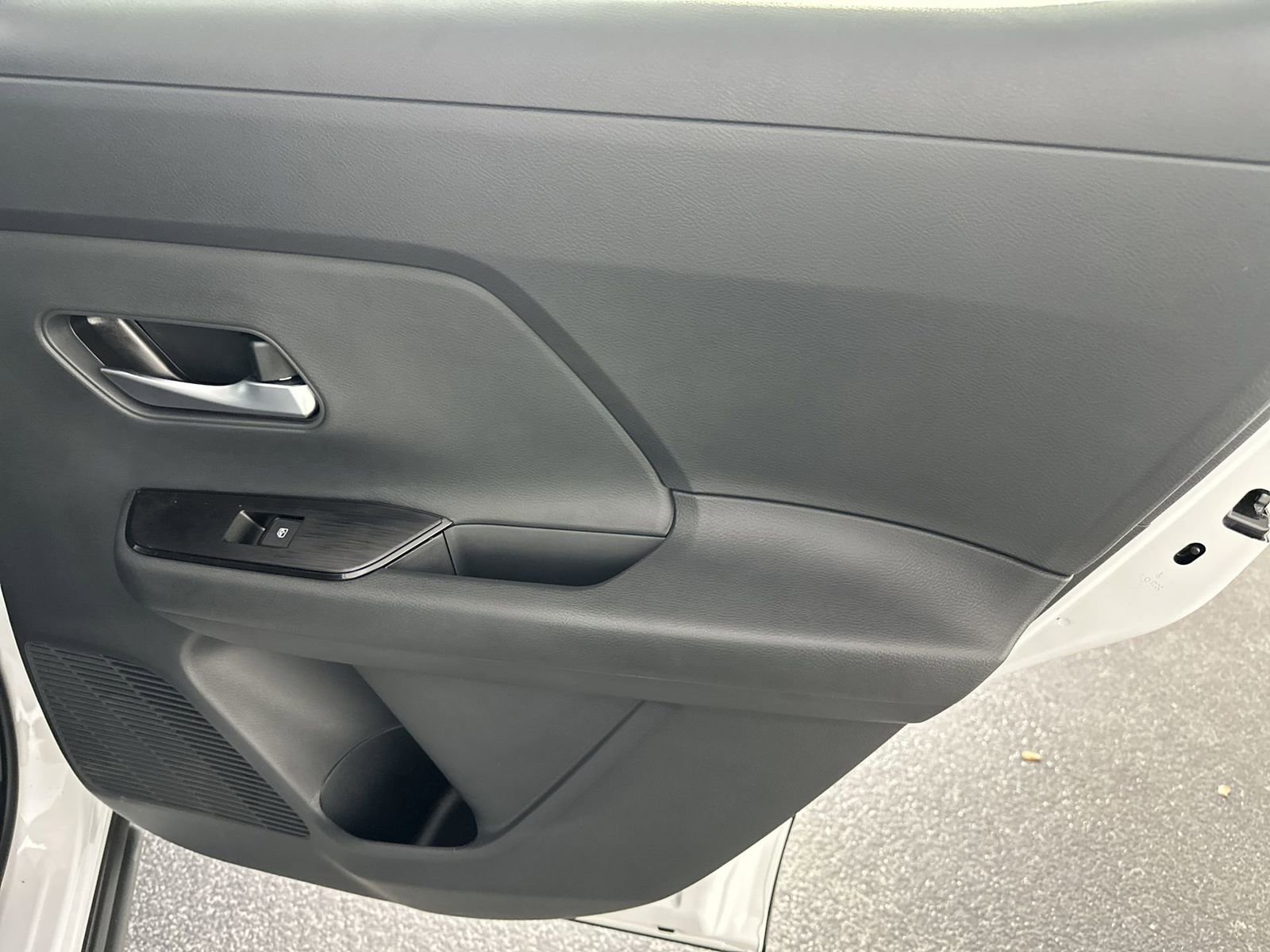 New 2026 Nissan Kicks SV FWD image 31