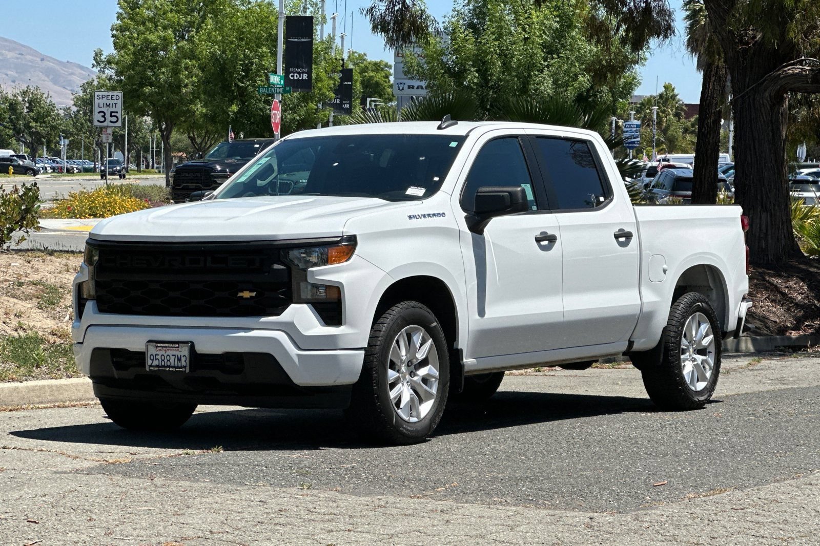 Used 2022 Chevrolet Silverado 1500 Custom RWD image 7