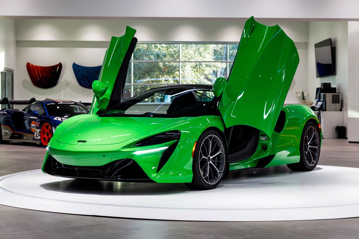 New 2026 McLaren Artura Spider image 1