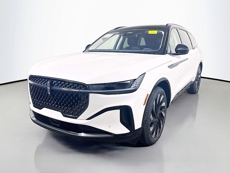 New 2026 Lincoln Nautilus Reserve w/ Jet Appearance Package image 3