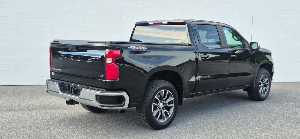 Used 2024 Chevrolet Silverado 1500 LT AWD/4WD image 37