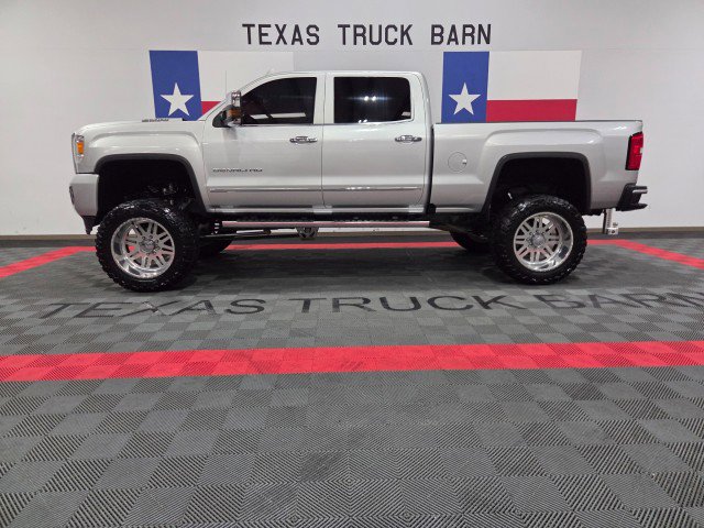 Used 2017 GMC Sierra 2500 Denali w/ Duramax Plus Package image 1