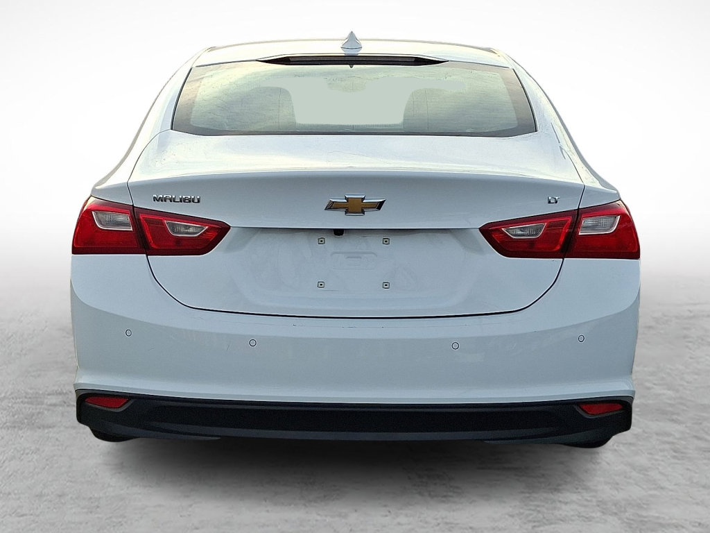 Used 2024 Chevrolet Malibu LT image 4
