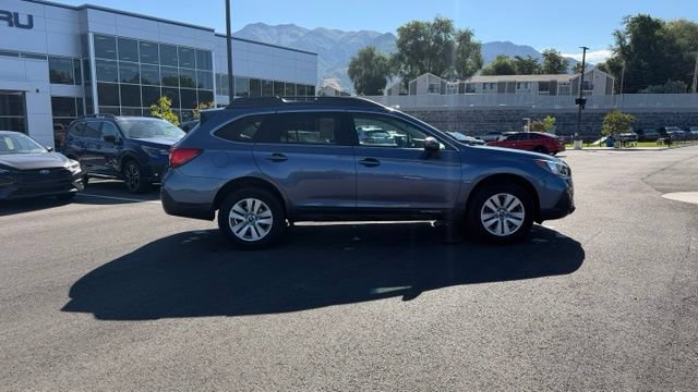 Used 2018 Subaru Outback 2.5i Premium AWD/4WD image 2