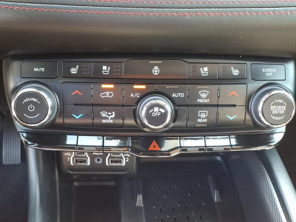 Certified 2025 Dodge Durango R/T AWD/4WD image 8