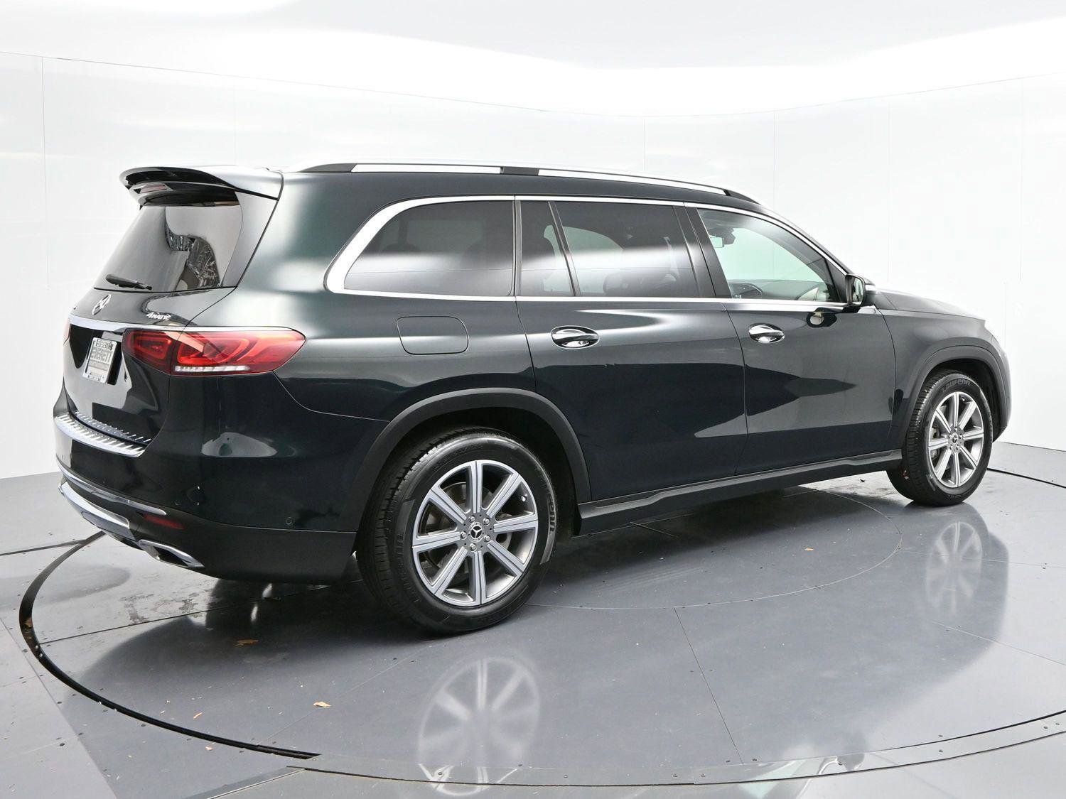 Used 2023 Mercedes-Benz GLS 450 4MATIC image 7