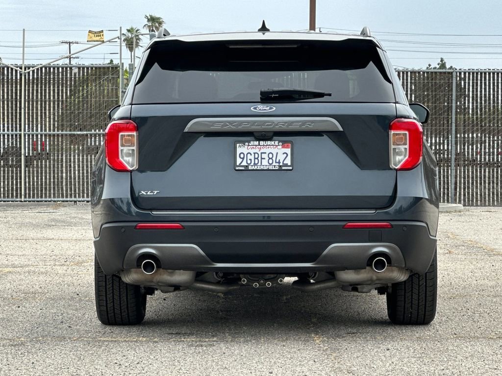 Certified 2023 Ford Explorer XLT w/ Equipment Group 202A image 4