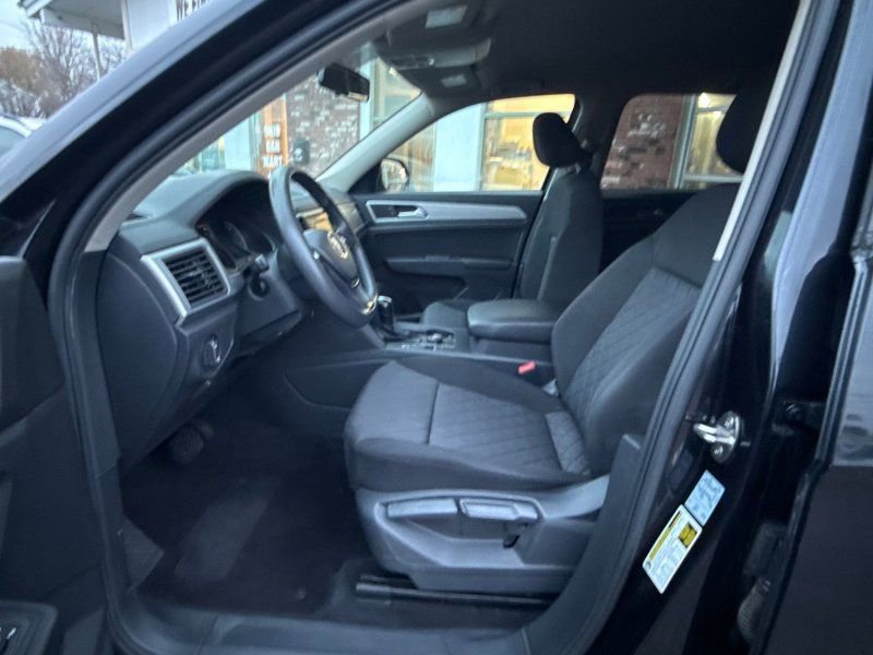 Used 2018 Volkswagen Atlas S image 11