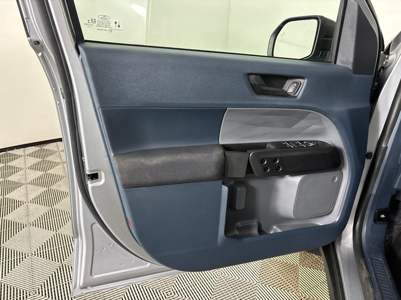 Used 2022 Ford Maverick XL FWD image 10