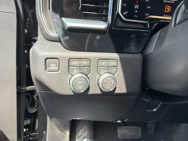 New 2026 GMC Sierra 2500 SLT w/ SLT Premium Package AWD/4WD image 30