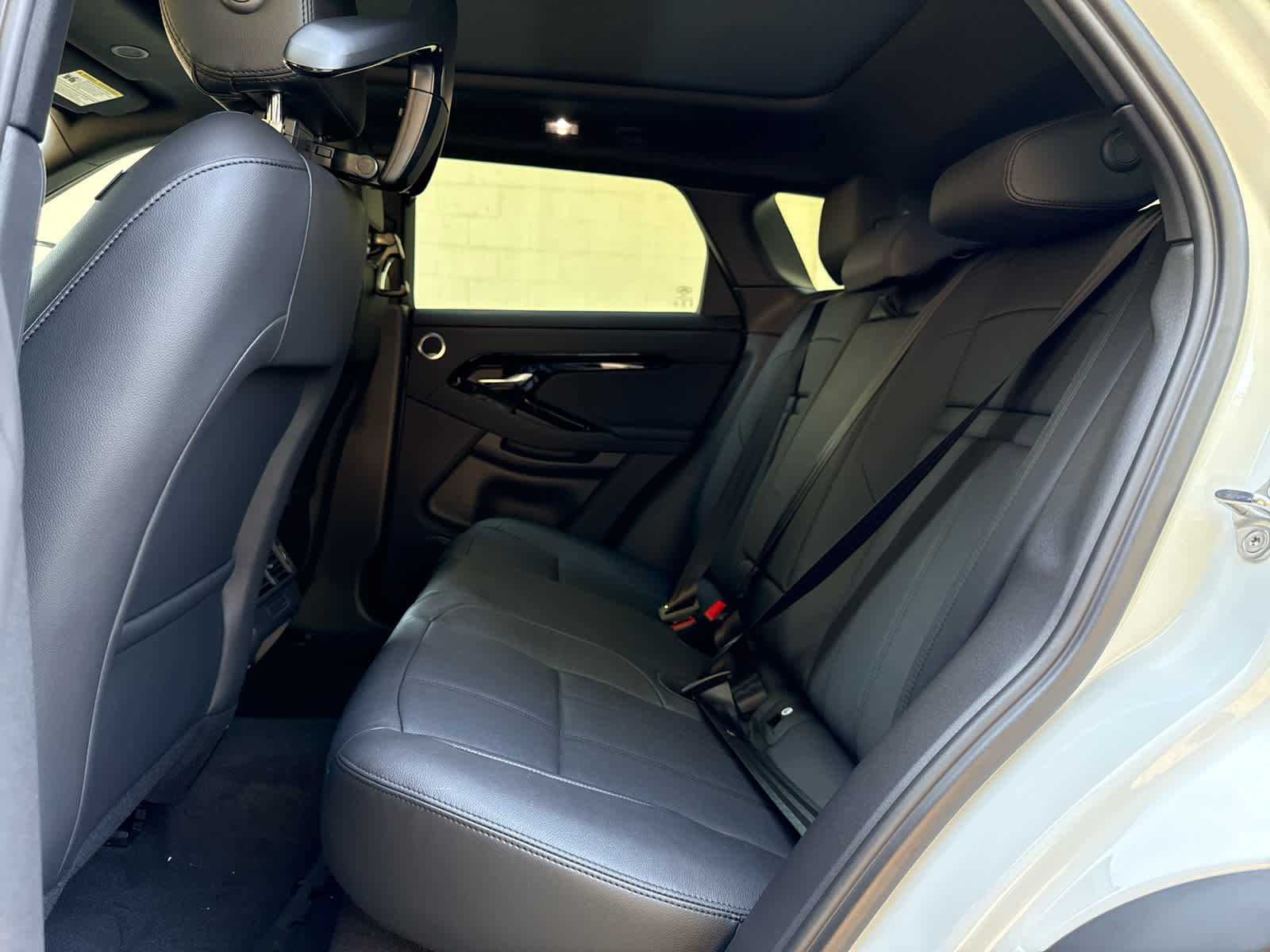 New 2026 Land Rover Range Rover Evoque S image 16