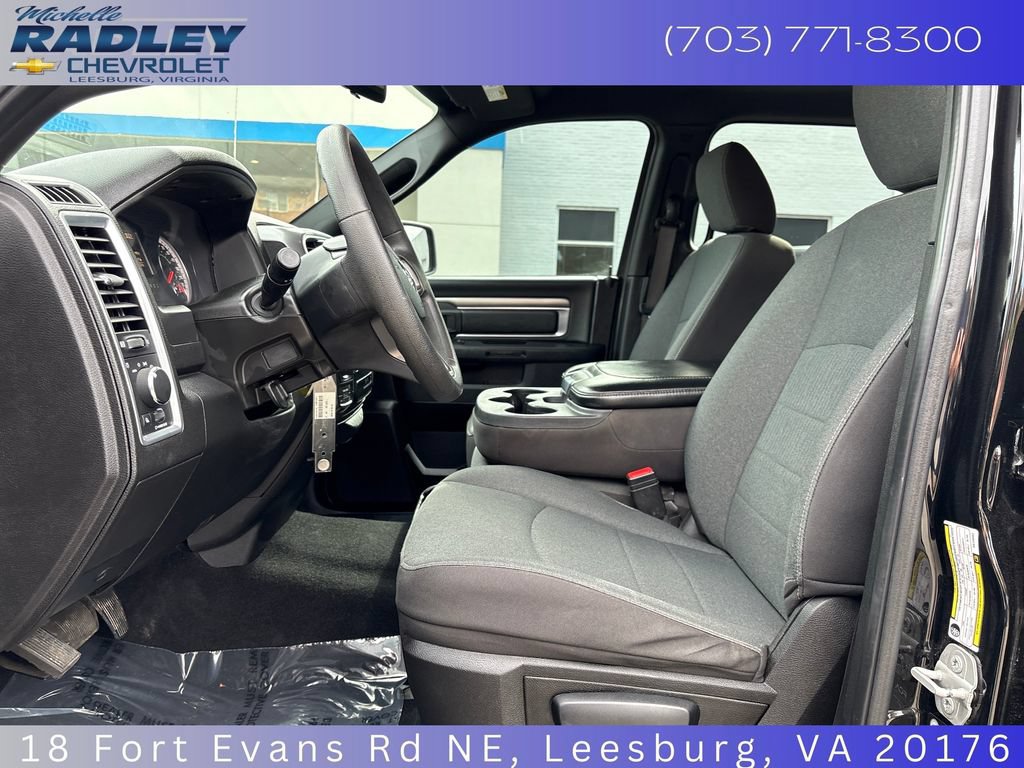 Used 2024 RAM 1500 Warlock AWD/4WD image 22