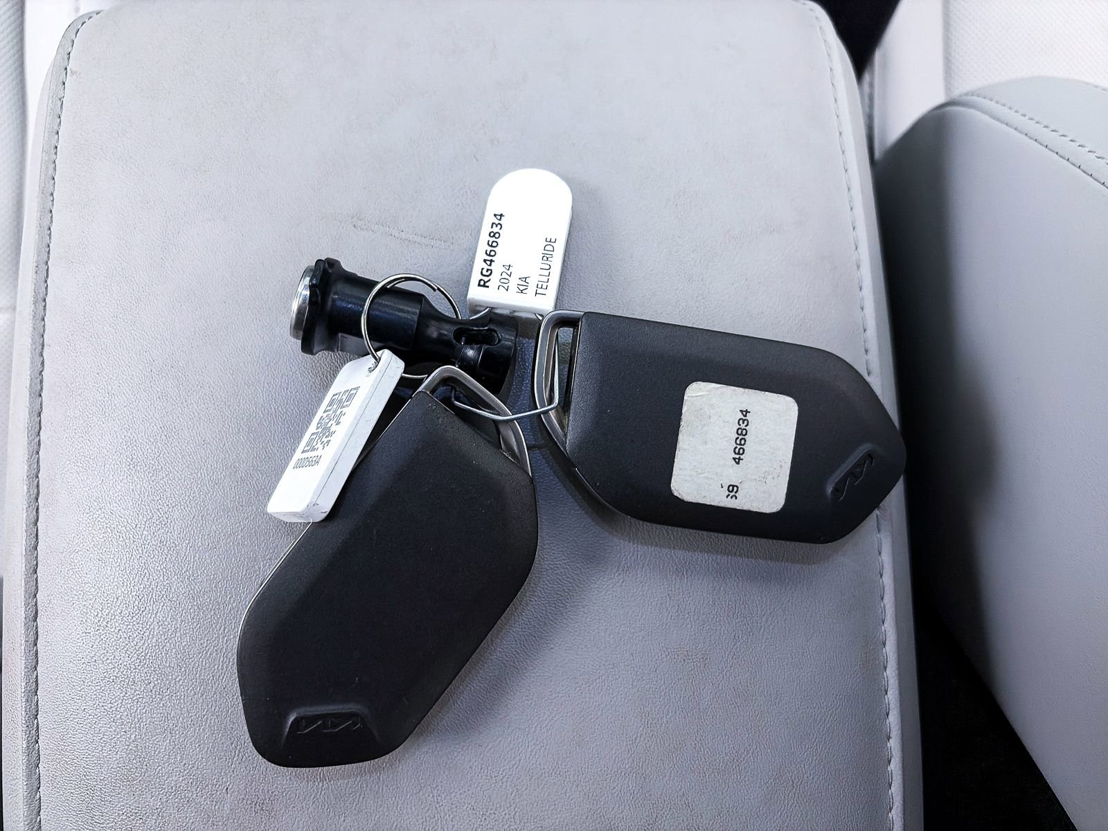 Used 2024 Kia Telluride S w/ S Sunroof Package image 30