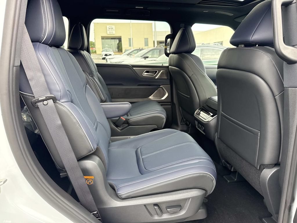 New 2027 INFINITI QX80 Sensory AWD/4WD image 20
