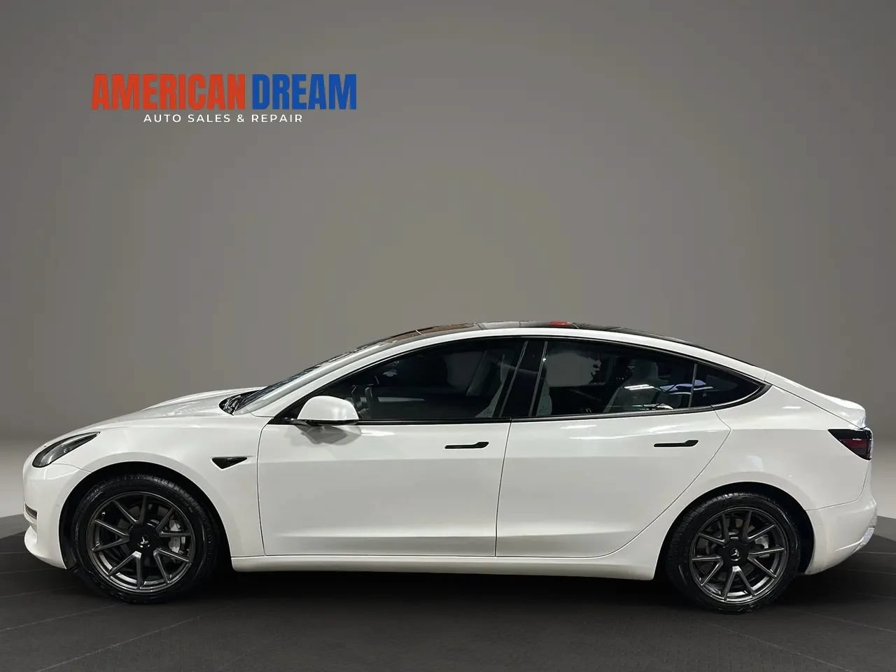 Used 2021 Tesla Model 3 Standard Range Plus RWD image 2