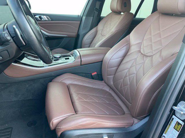 Used 2024 BMW X5 xDrive40i w/ M Sport Package AWD/4WD image 6