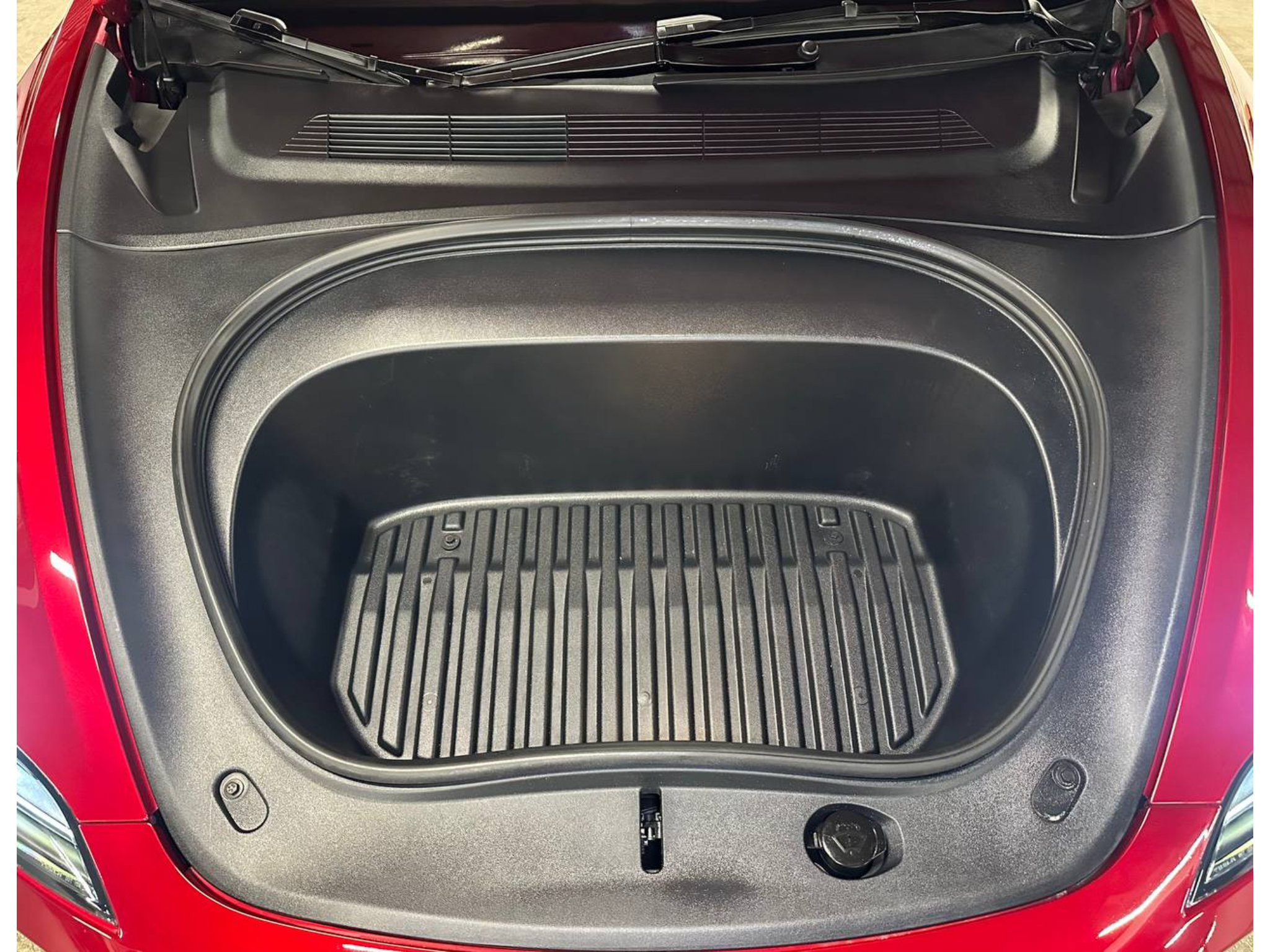 Used 2025 Tesla Model 3 Performance AWD/4WD image 4