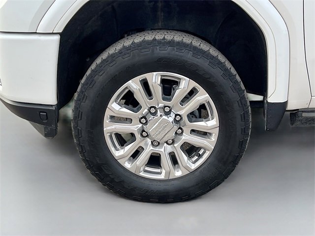 Used 2023 GMC Sierra 3500 Denali w/ Denali Ultimate Package image 12