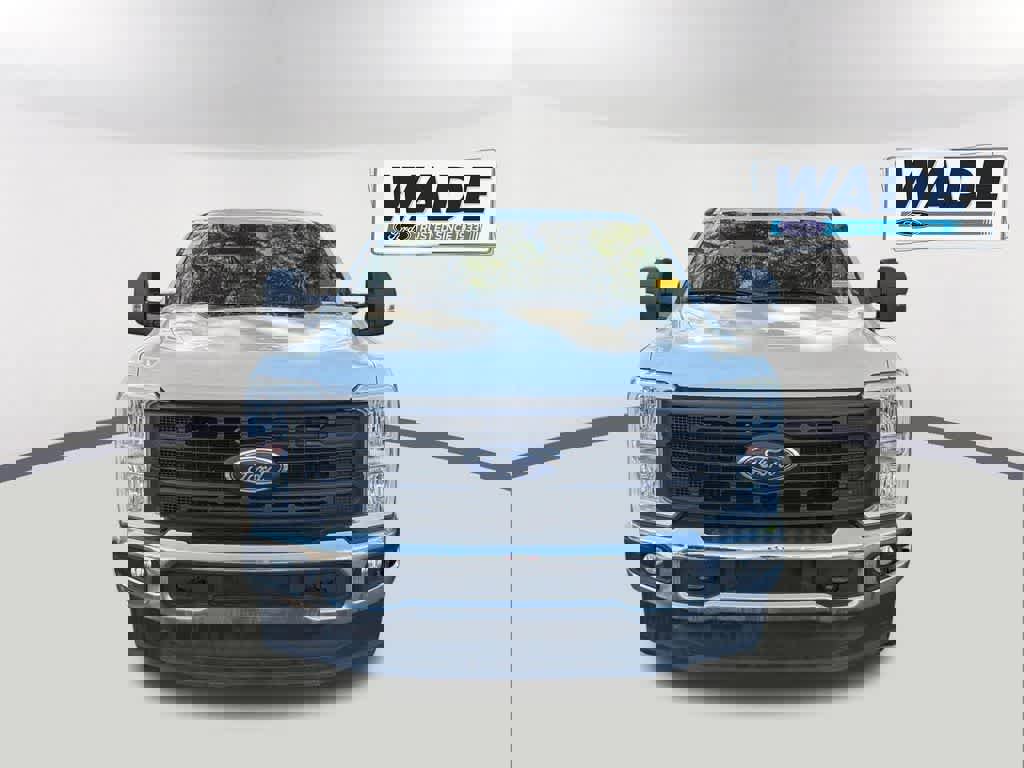 Used 2024 Ford F250 XL w/ XL Chrome Package image 2