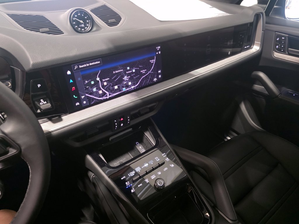 New 2026 Porsche Cayenne Coupe AWD/4WD image 31