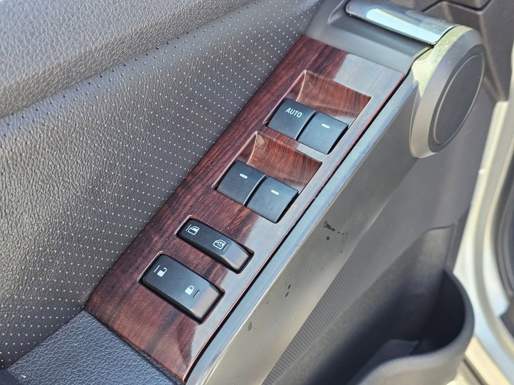 Used 2008 Ford Explorer Limited image 33