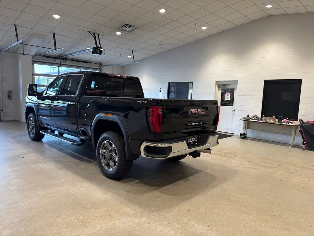 Used 2025 GMC Sierra 2500 SLT w/ SLT Premium Package AWD/4WD image 5