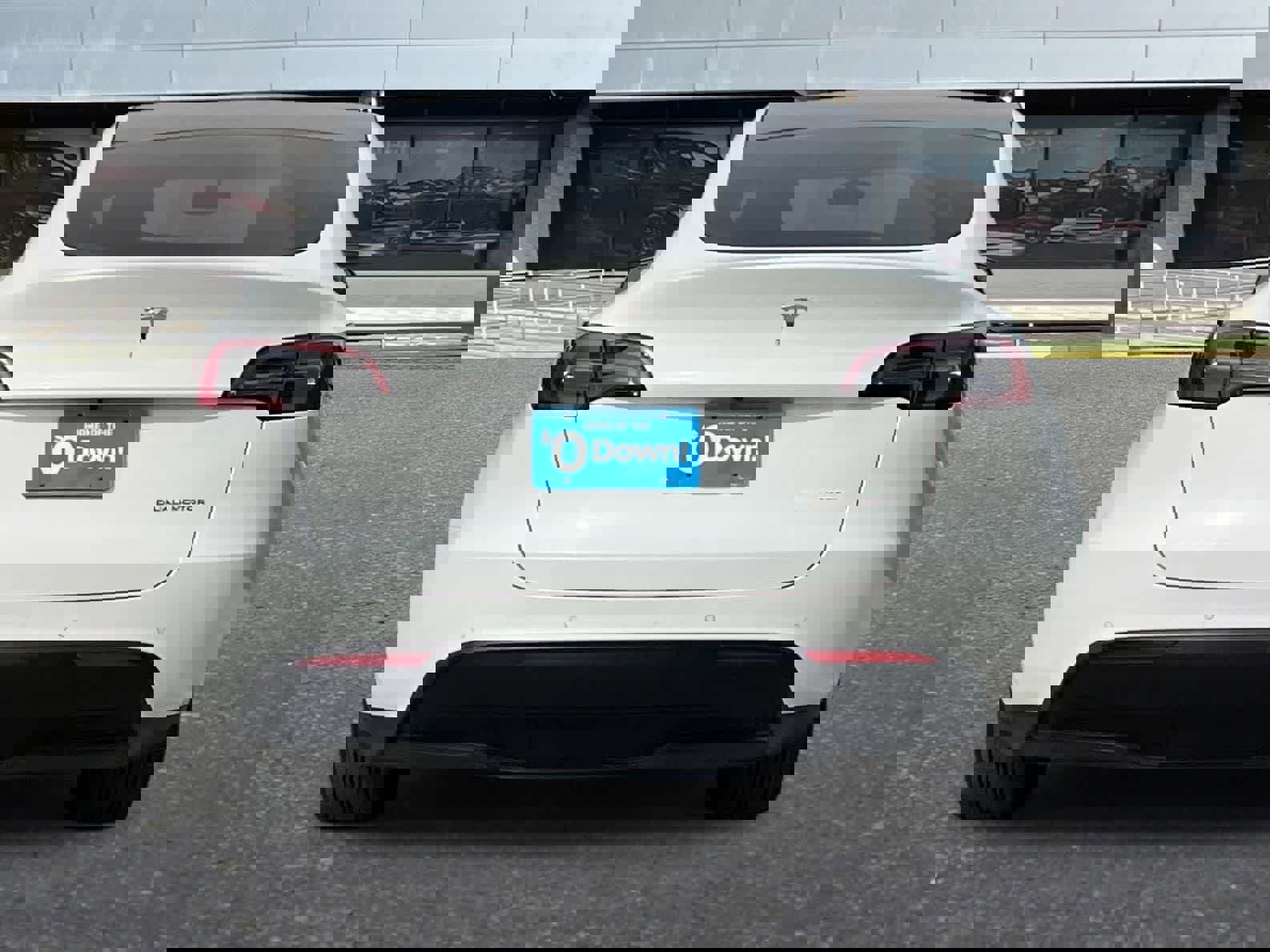 Used 2020 Tesla Model Y Long Range image 8