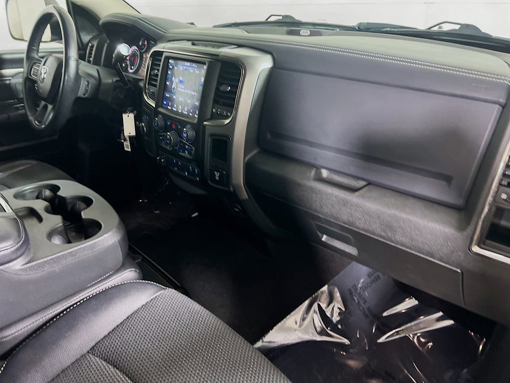 Used 2018 RAM 2500 Big Horn w/ Sport Appearance Group AWD/4WD image 23