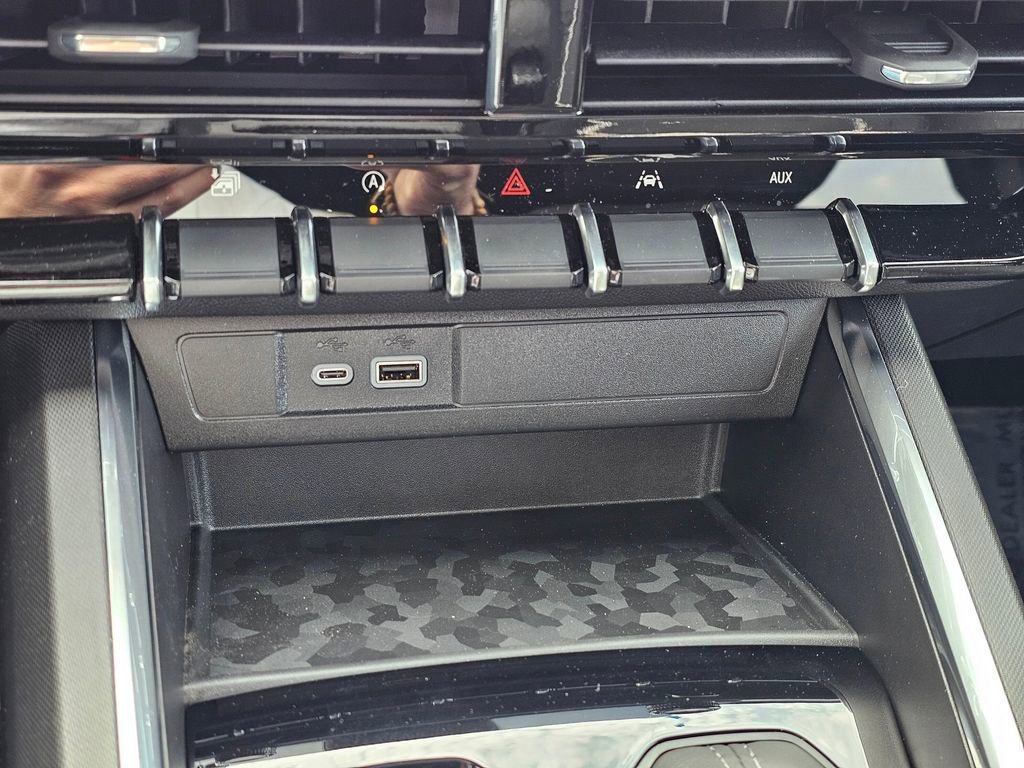 New 2026 GMC Canyon Elevation image 33