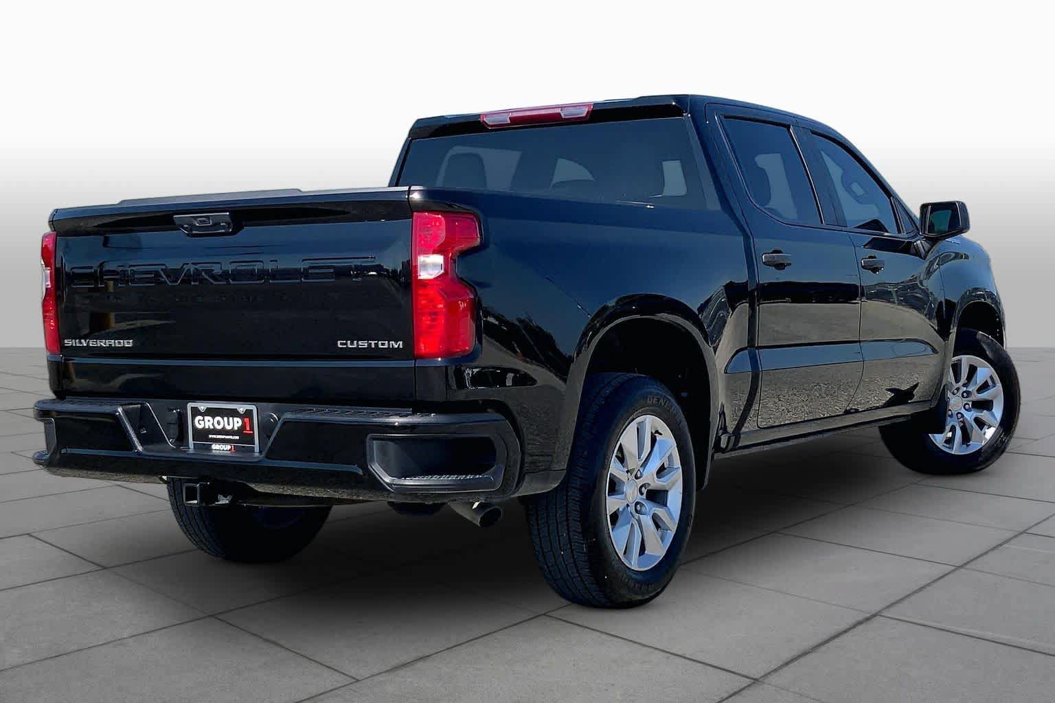 Used 2025 Chevrolet Silverado 1500 Custom RWD image 13