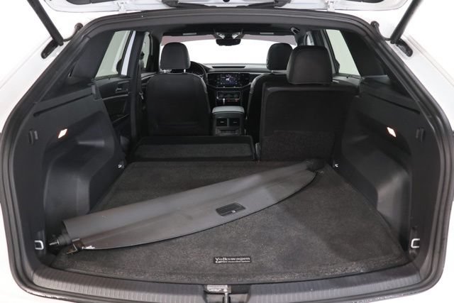 Used 2020 Volkswagen Atlas Cross Sport SEL Premium w/ Cross Sport MDO Package AWD/4WD image 34
