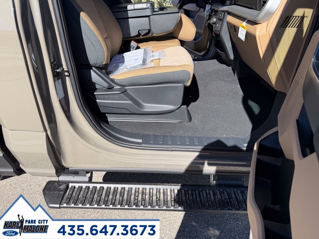 New 2027 Ford F450 XLT w/ 360-Degree Camera Package AWD/4WD image 27