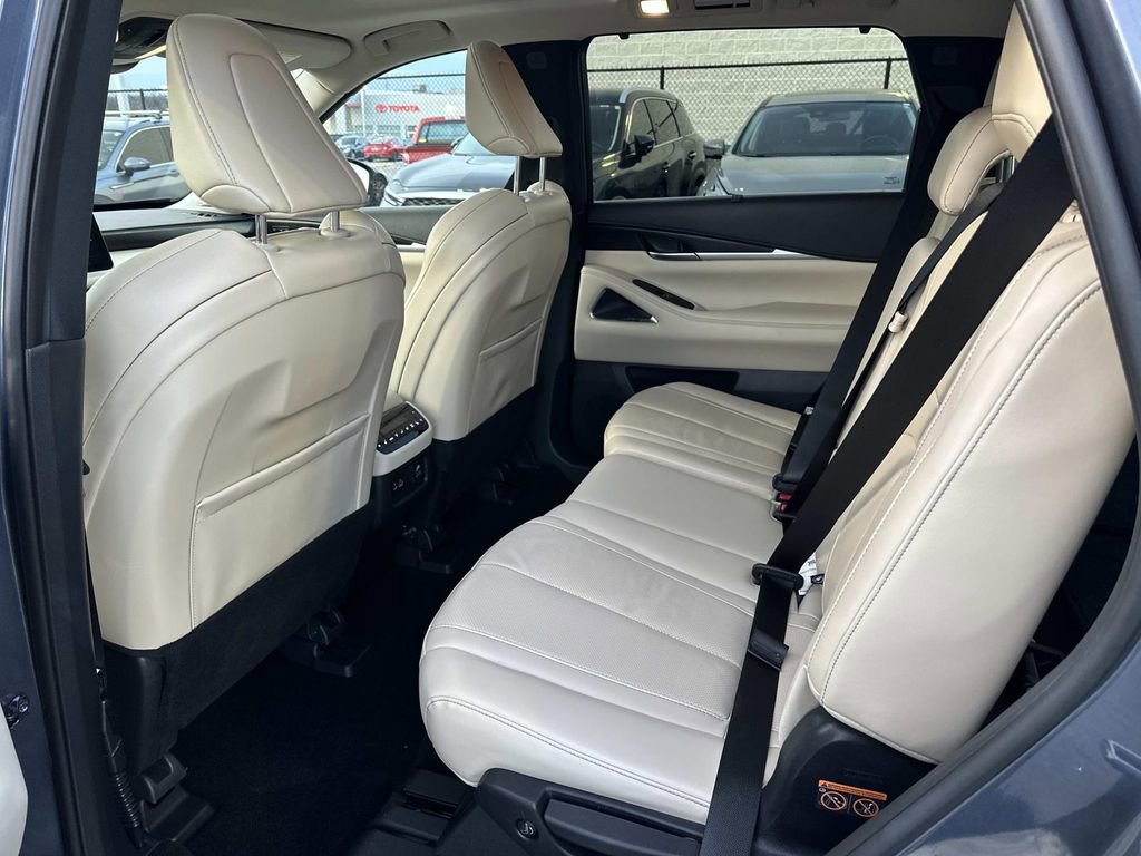 Used 2022 INFINITI QX60 Sensory w/ Vision Package image 31