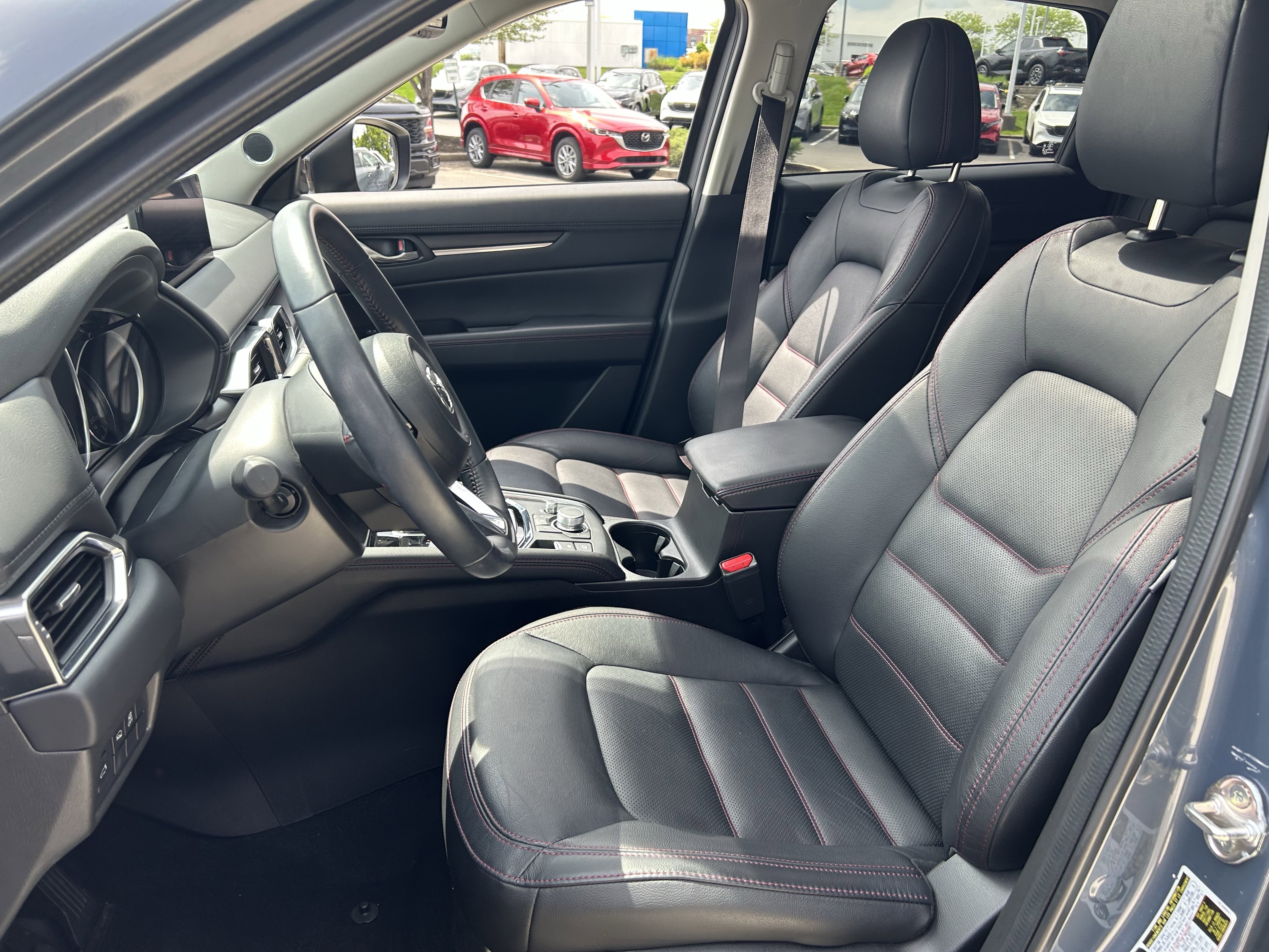 Used 2023 MAZDA CX-5 Carbon Edition image 23
