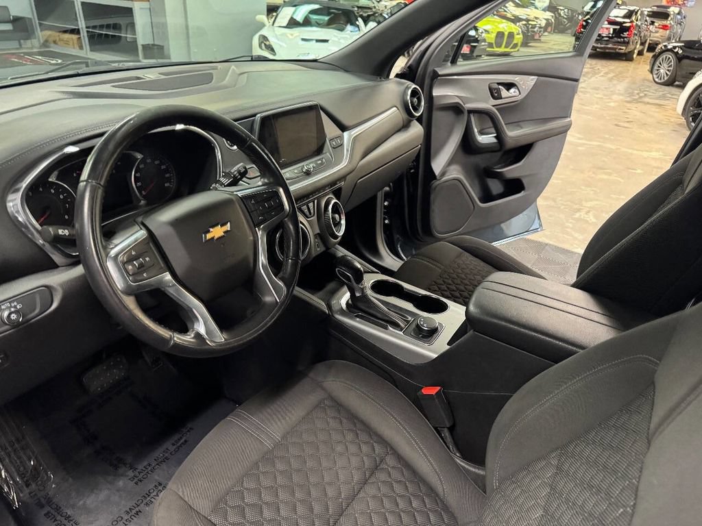 Used 2019 Chevrolet Blazer LT FWD image 34