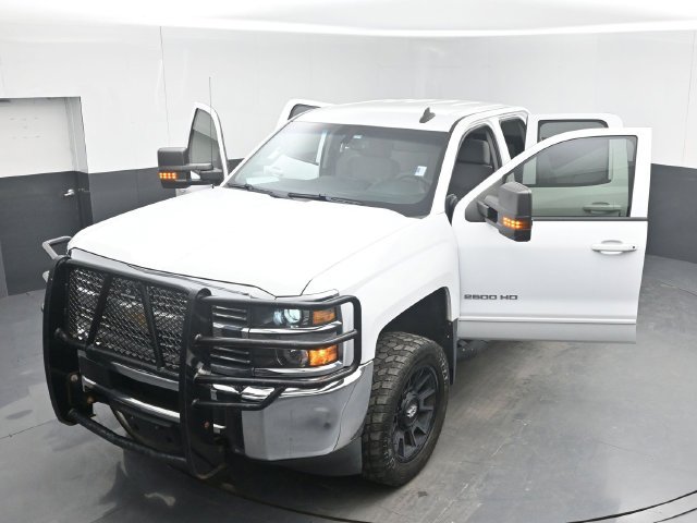 Used 2017 Chevrolet Silverado 2500 LT AWD/4WD image 48