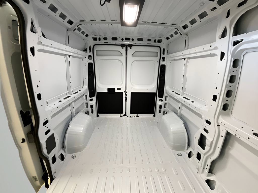 New 2025 RAM ProMaster 1500 w/ Quick Order Package 22H SLT+ image 8