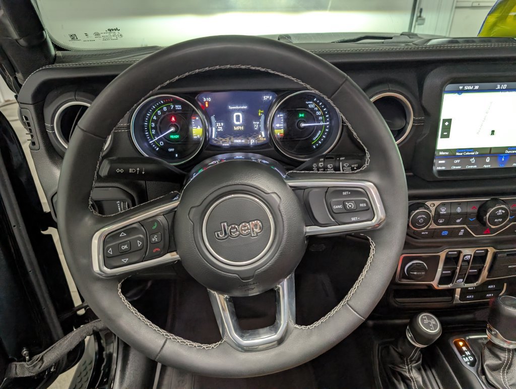 Used 2023 Jeep Wrangler Unlimited Sahara w/ Cold Weather Group AWD/4WD image 16