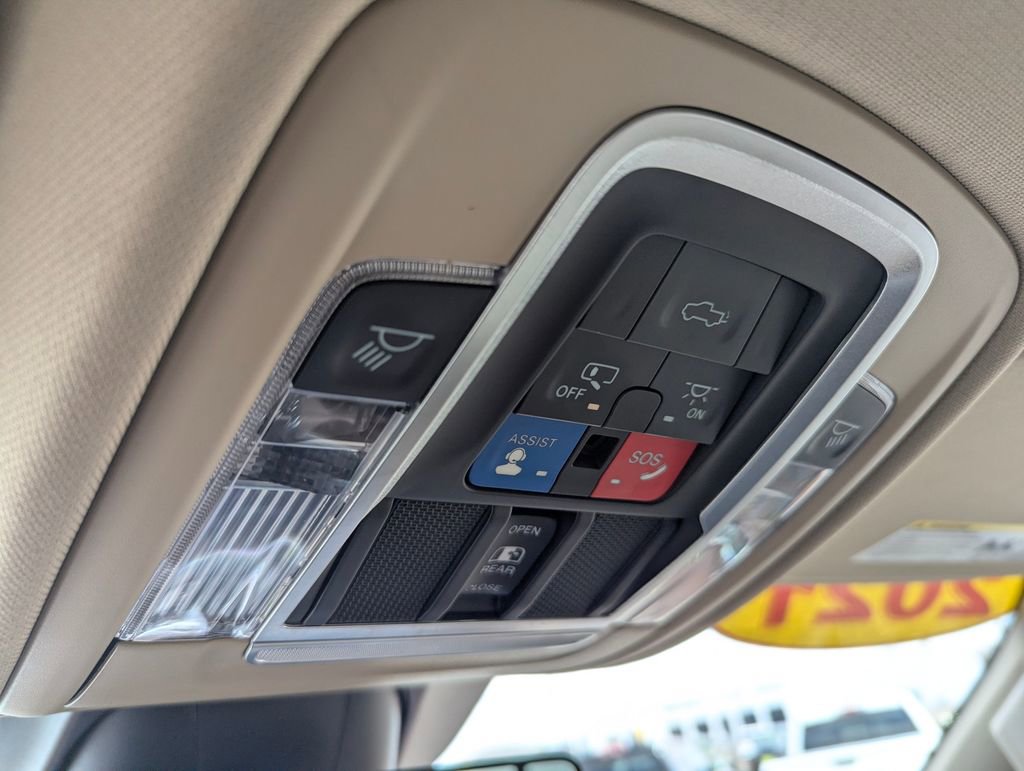 Used 2021 RAM 1500 Laramie image 30