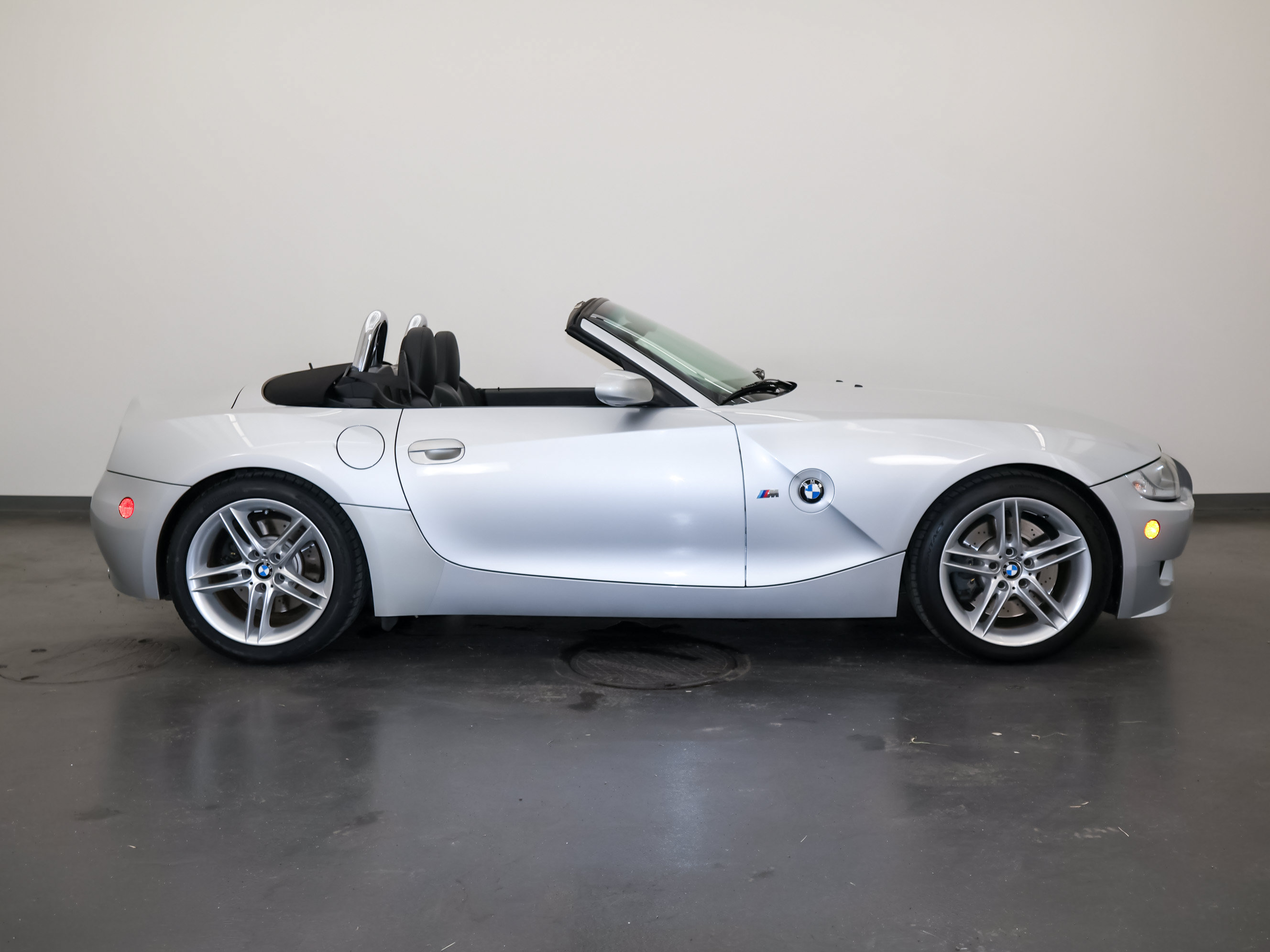 Used 2006 BMW M Roadster RWD image 5